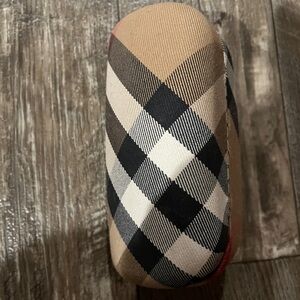 Burberry Beige Nova Check (Vintage Check) pattern sunglasses case only
